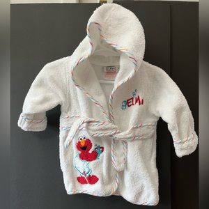 Elmo terrycloth baby bathrobe. Excellent condition size 0-9M